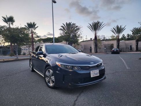Used 2017 Kia Optima EX FWD image 6