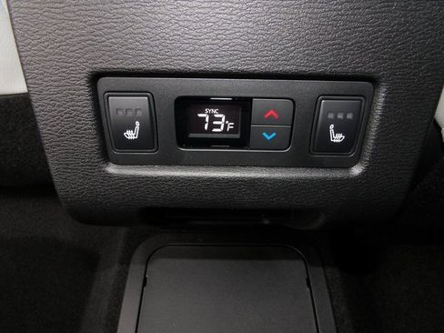 New 2025 Mitsubishi Outlander SEL image 22