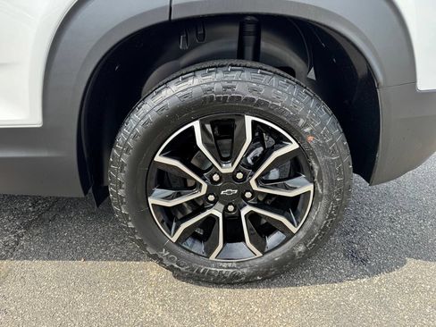 New 2026 Chevrolet TrailBlazer ACTIV w/ Convenience Package AWD/4WD image 30