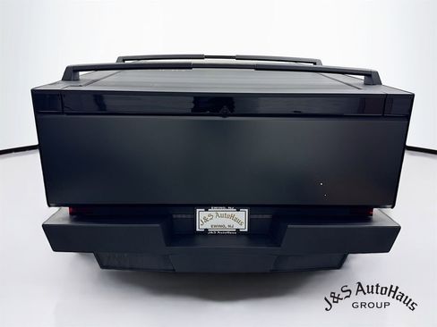 Used 2024 Tesla Cybertruck AWD Crew Cab image 6