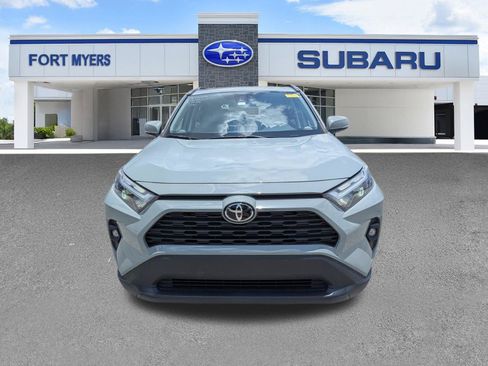 Used 2022 Toyota RAV4 XLE Premium FWD image 8