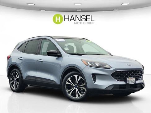 Certified 2022 Ford Escape SE w/ SE Sport Appearance Package FWD image 1