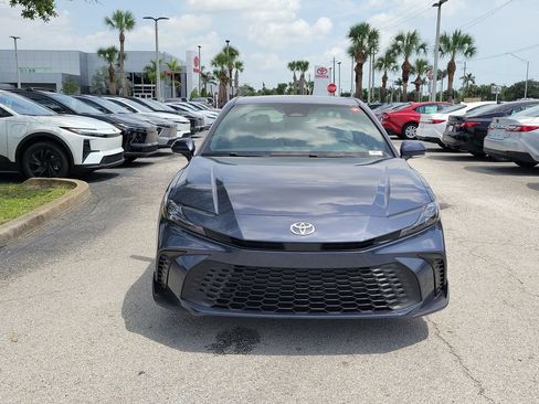 New 2026 Toyota Camry SE FWD image 2