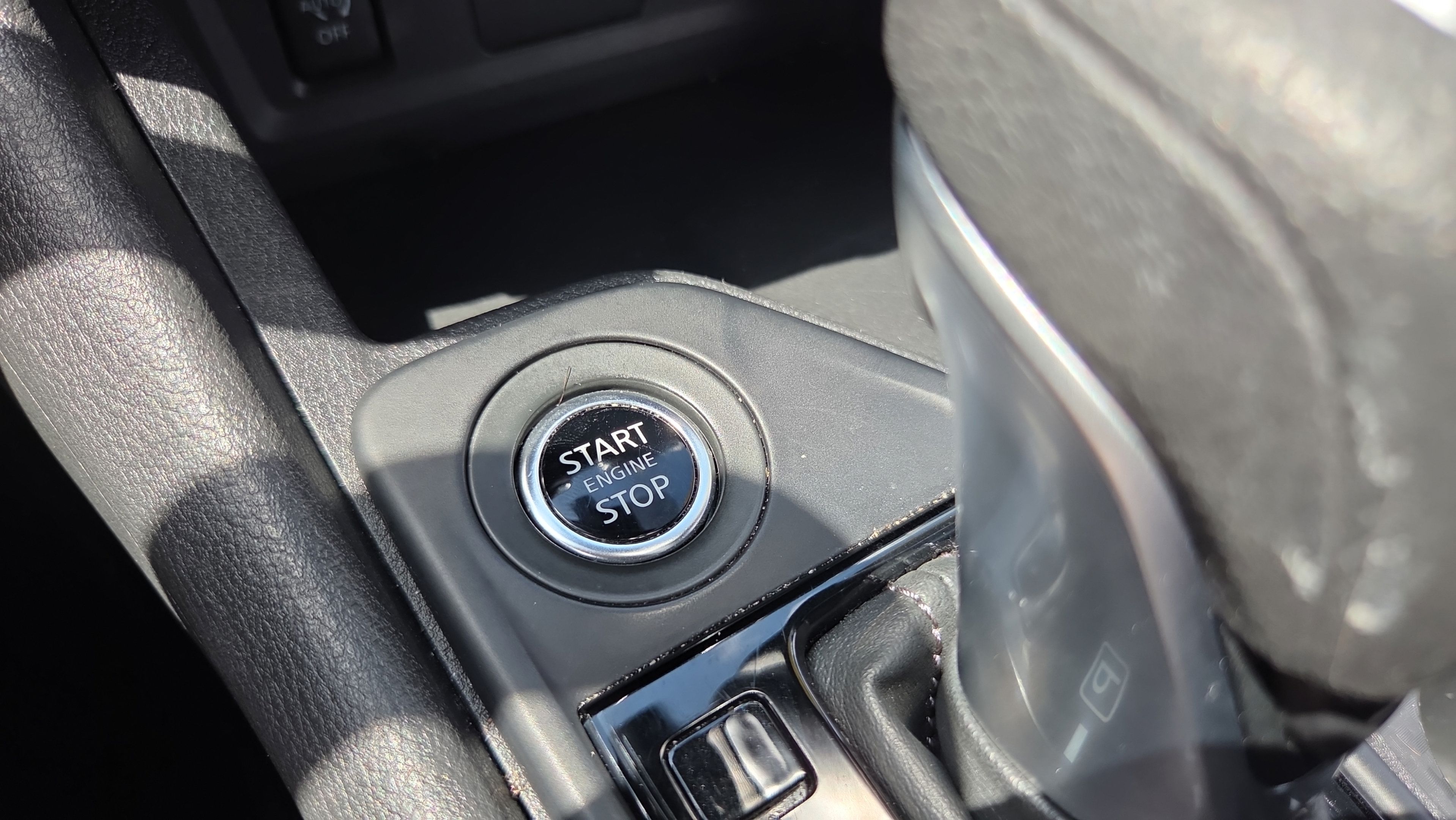 Used 2025 Nissan Sentra S FWD image 18