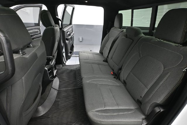 Used 2019 RAM 1500 Big Horn AWD/4WD image 33