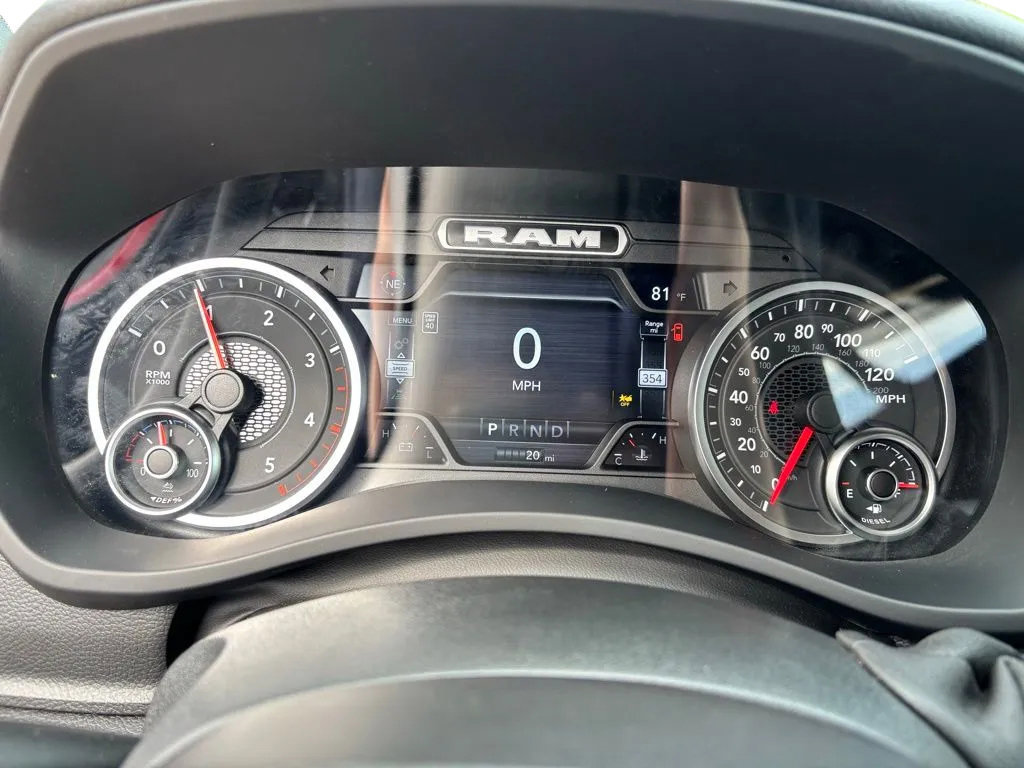 New 2026 RAM 2500 Big Horn AWD/4WD image 17