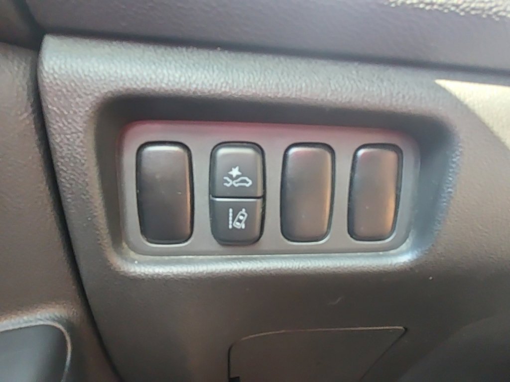 Used 2024 Mitsubishi Outlander Sport SE AWD/4WD image 34