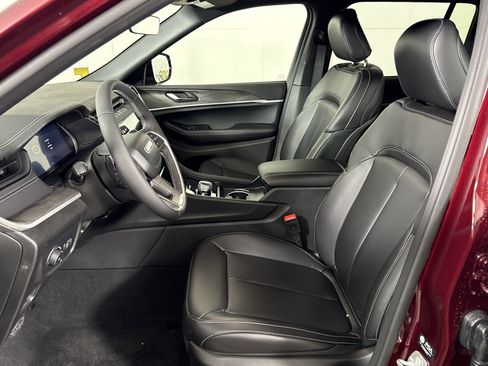 New 2026 Jeep Grand Cherokee Limited image 12