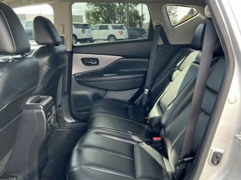 Used 2023 Nissan Murano SV image 27
