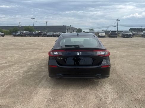 Used 2024 Honda Civic EX-L image 6