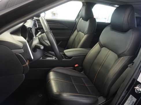 Used 2025 MAZDA CX-50 AWD 2.5 Hybrid w/ Premium Pkg image 19