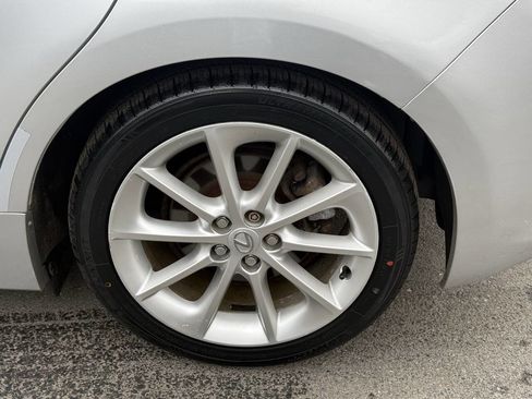 Used 2013 Lexus CT 200h Base 4dr Hatchback image 40