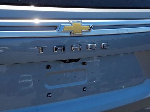 Used 2024 Chevrolet Tahoe High Country w/ Premium Package 2 AWD/4WD image 29