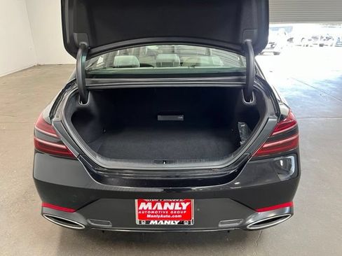 Used 2025 Genesis G70 2.5T RWD image 17