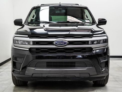 Used 2024 Ford Expedition XLT AWD/4WD image 6