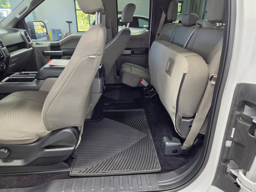 Used 2016 Ford F150 XLT AWD/4WD image 17