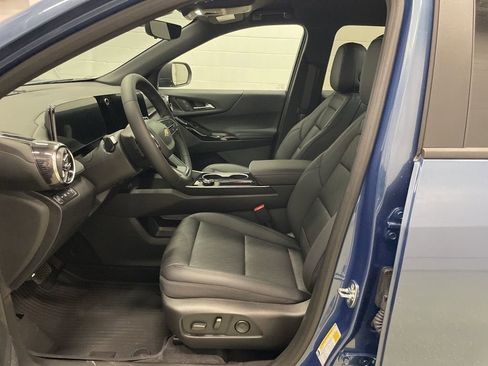 New 2026 Chevrolet Equinox LT w/ Convenience Package II image 9