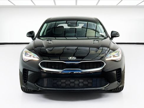 Used 2019 Kia Stinger Premium AWD/4WD image 2