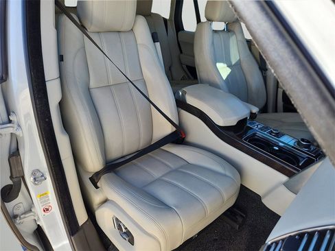 Used 2017 Land Rover Range Rover Supercharged image 14