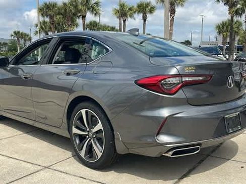 Used 2025 Acura TLX w/ Technology Package image 5
