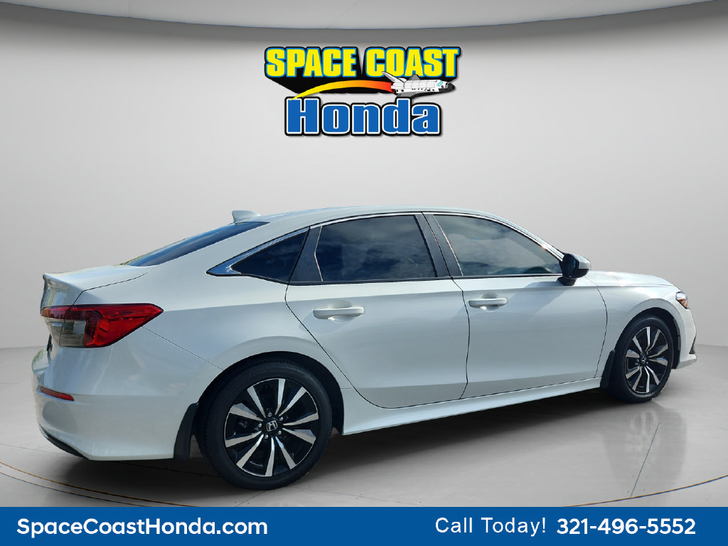 Used 2024 Honda Civic EX image 3