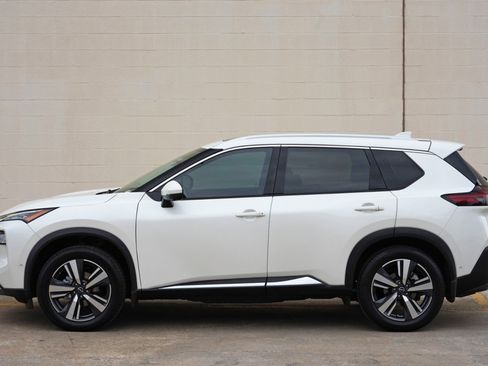 Used 2023 Nissan Rogue SL w/ SL Premium Package FWD image 47
