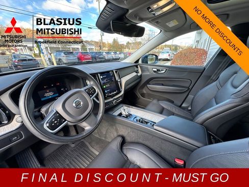 Used 2022 Volvo XC60 B5 Inscription w/ Advanced Package image 11