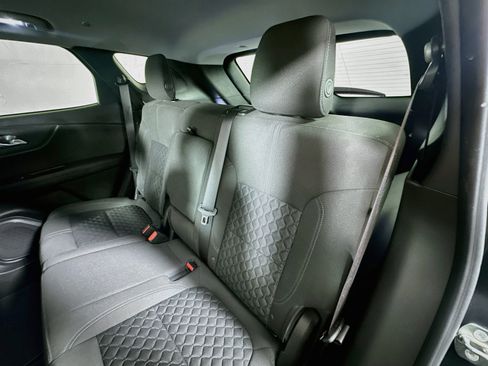 Used 2019 Chevrolet Blazer LT FWD image 22