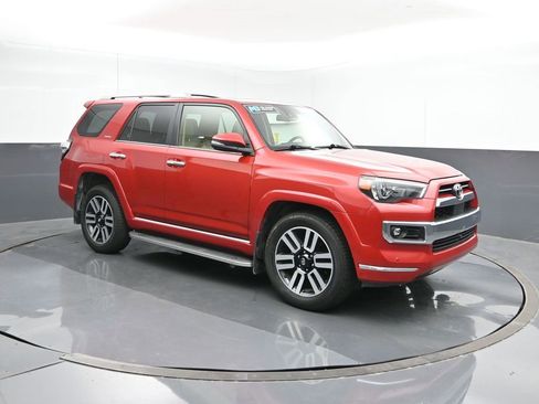 Used 2024 Toyota 4Runner Limited image 7