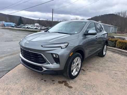 Used 2025 Buick Encore GX Preferred image 3