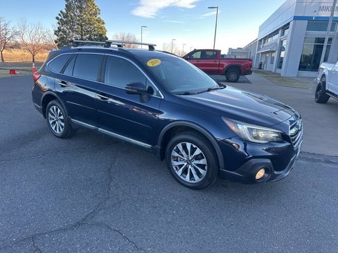 Used 2018 Subaru Outback 3.6R Touring w/ Popular Package #3 image 38