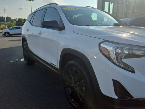Used 2020 GMC Terrain SLE w/ Driver Convenience Package AWD/4WD image 2