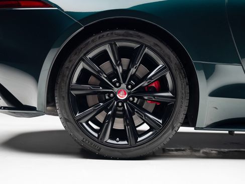Used 2021 Jaguar F-TYPE R AWD/4WD image 43