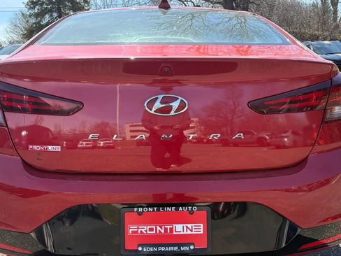 Used 2020 Hyundai Elantra SEL image 8