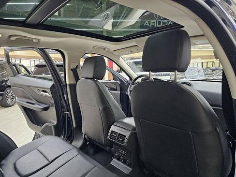 Used 2018 Jaguar F-PACE Premium AWD/4WD image 25