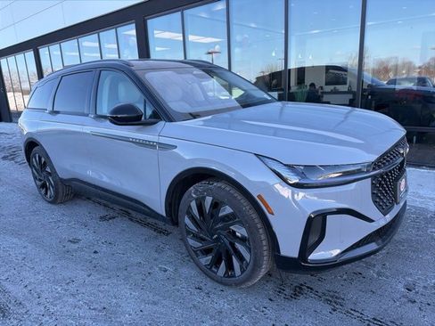 New 2026 Lincoln Nautilus Reserve w/ Jet Appearance Package image 1