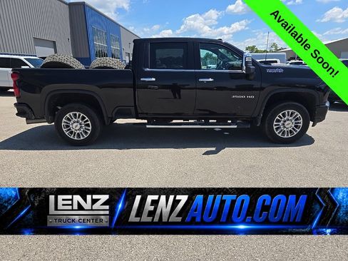 Used 2023 Chevrolet Silverado 3500 High Country AWD/4WD image 1