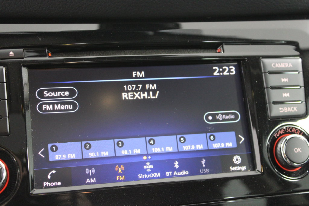 Used 2019 Nissan Rogue Sport SL w/ Premium Package FWD image 52