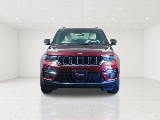 Used 2023 Jeep Grand Cherokee Limited w/ Luxury Tech Group II AWD/4WD image 2