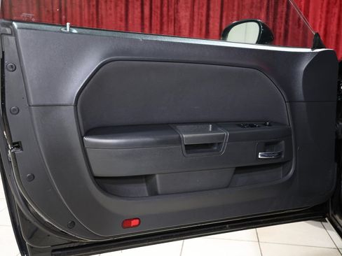 Used 2013 Dodge Challenger R/T RWD image 11
