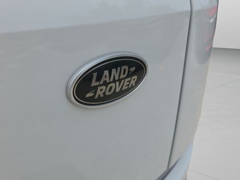 Used 2022 Land Rover Range Rover Evoque S AWD/4WD image 32
