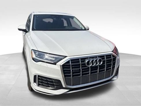 Used 2022 Audi Q7 2.0T Premium w/ Convenience Package AWD/4WD image 3