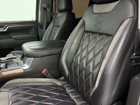 Used 2025 Chevrolet Silverado 1500 RST AWD/4WD image 25
