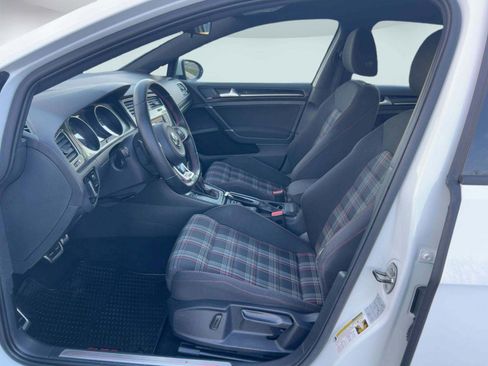 Used 2017 Volkswagen GTI S image 5