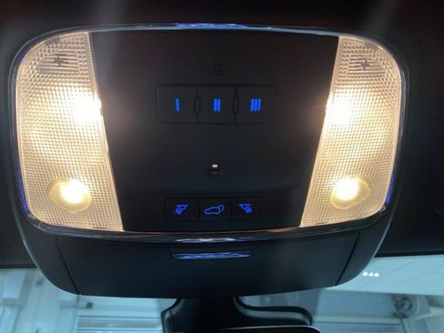 Used 2020 Jeep Grand Cherokee SRT image 20