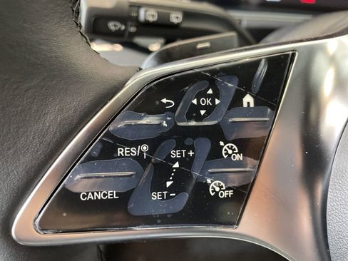 Certified 2025 Mercedes-Benz GLA 250 image 13