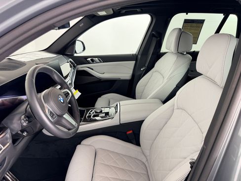 Certified 2026 BMW X5 sDrive40i w/ M Sport Package RWD image 5