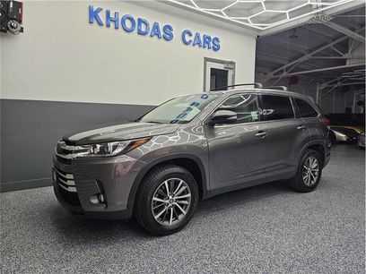 Used 2019 Toyota Highlander XLE