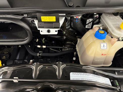 Used 2025 RAM ProMaster 2500 w/ Convenience Group FWD image 29