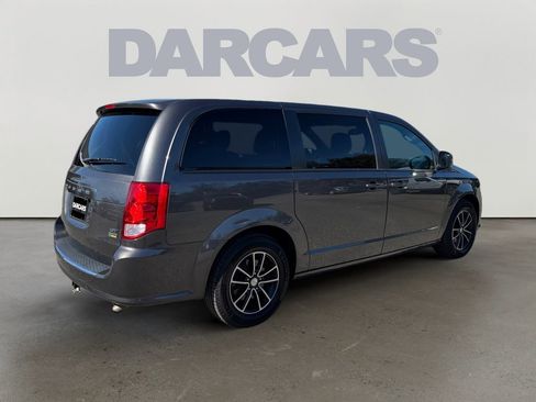 Used 2018 Dodge Grand Caravan GT image 7